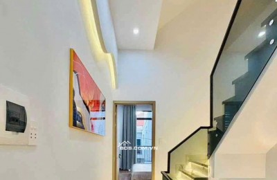  NHÀ 3 TẦNG KHU VIP TÂN BÌNH – HẺM XE HƠI ĐỖ CỬA  Vị trí đẹp, hẻm xe hơi thông thoáng, khu dân cư an ninh, dân trí cao